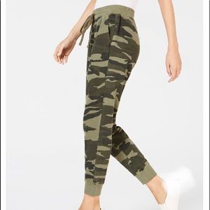Lucky Brand, XL, Sweatpants, French Terry loops inside, Camo, 100% Cotton, NWT